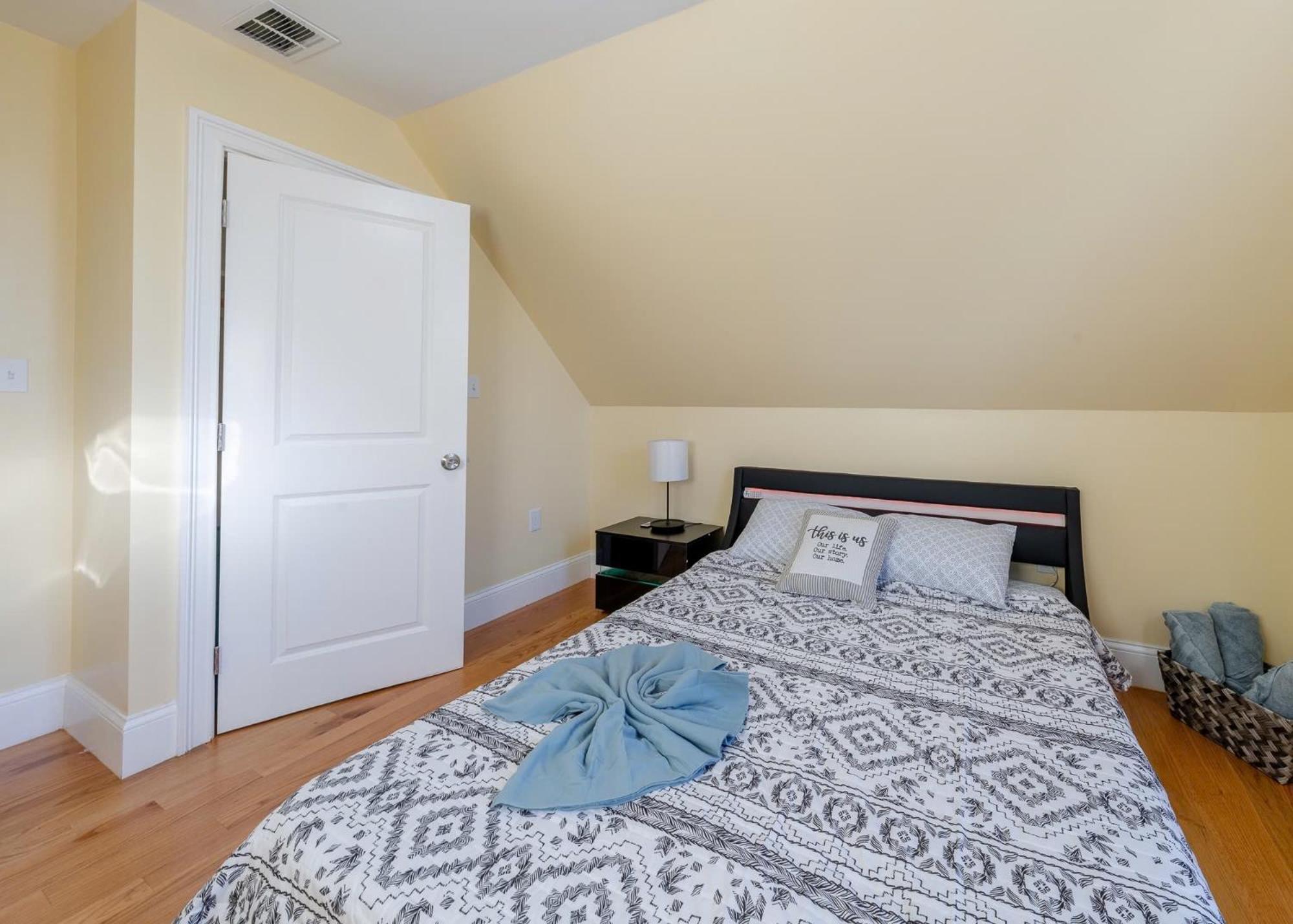 233-3 4Br Boston - Peaceful Escape Near Downtown Appartement Buitenkant foto